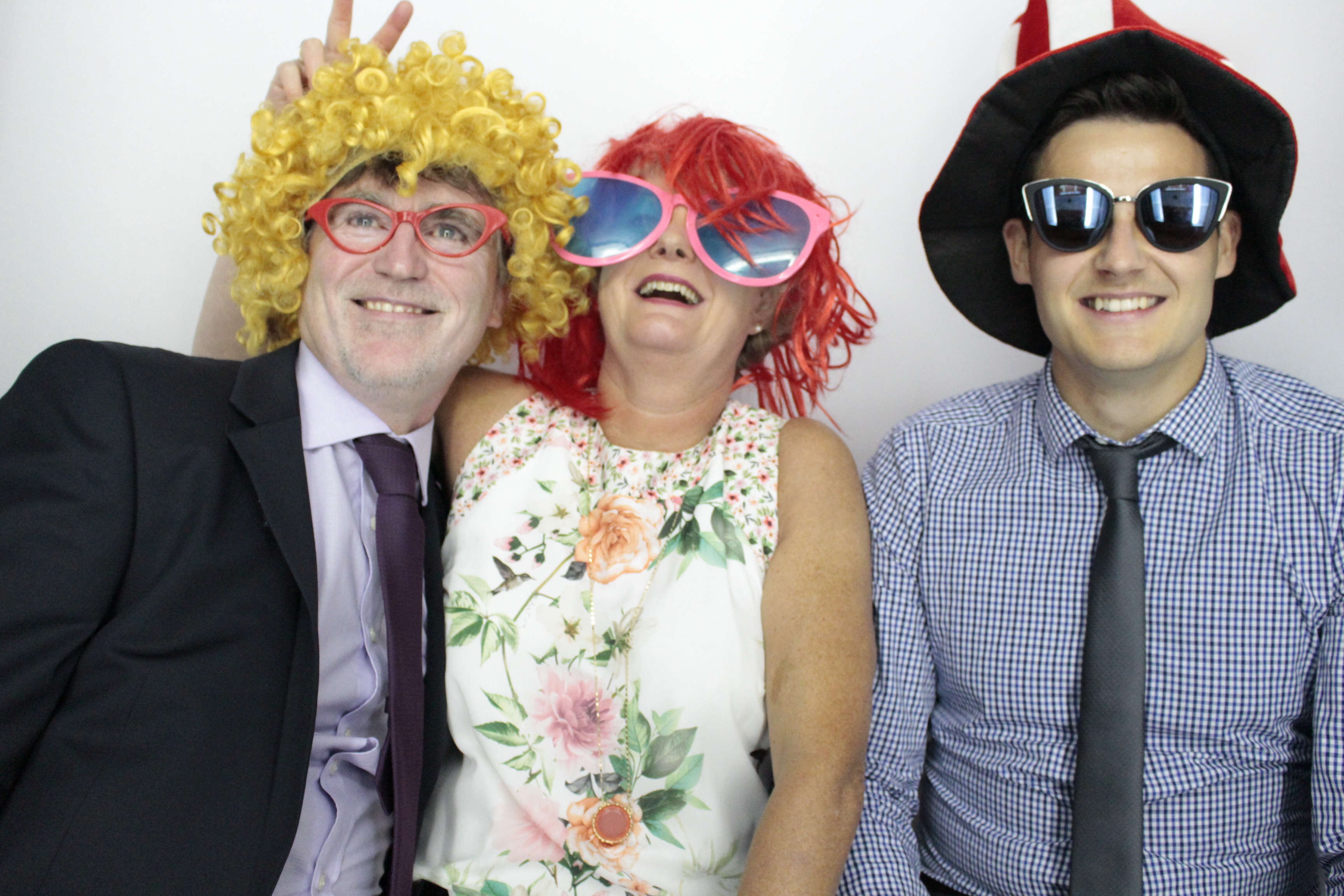 Louise & Dan's Big Day | View more photos from the event at gallery.myphotoboothexperience.co.uk/u/MyPhotoBoothExperienceLtd/Louise-Dans-Big-Day